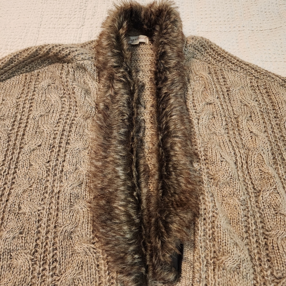 Song N Spirit Women's Tan Heather Cable Knit Cardigan Sweater Fur Trimmed XL